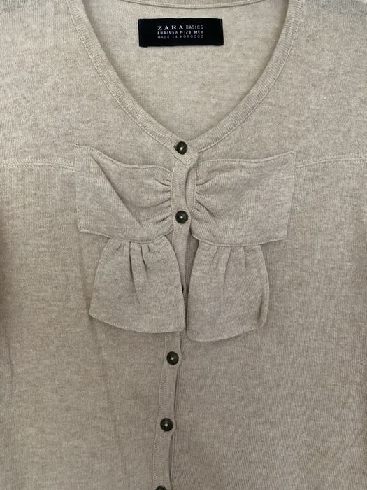 Sweterek z kokardką Zara M