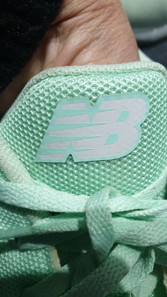 Sprzedam adidasy New balance