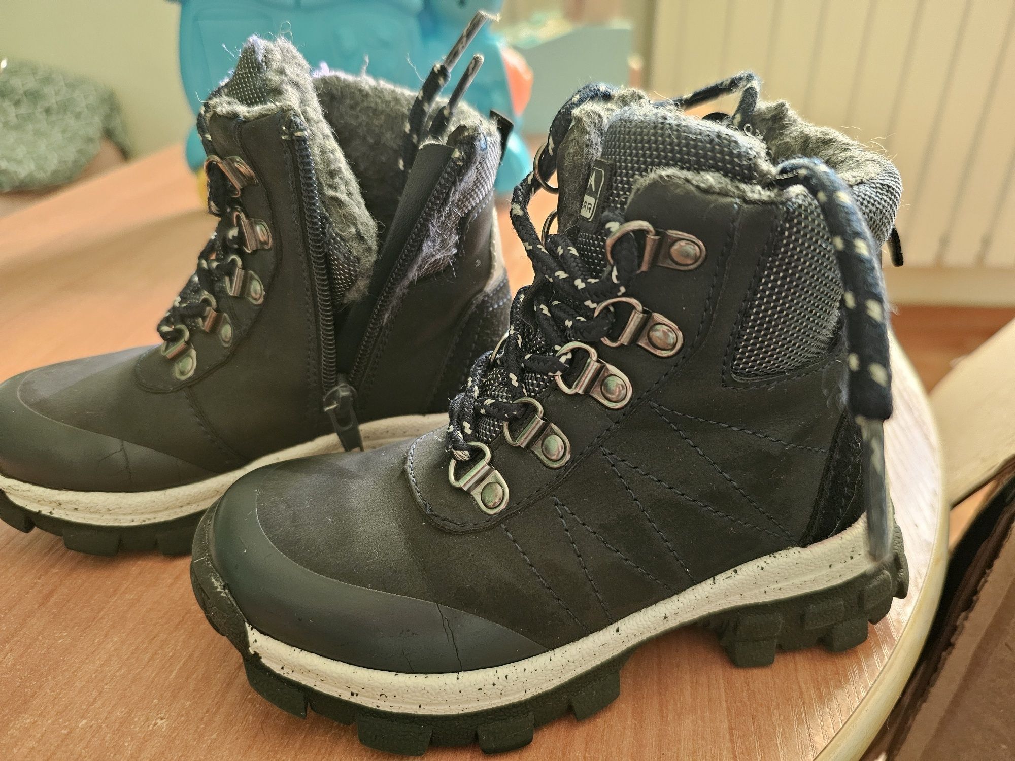 Zimowe buty dla chłopaka