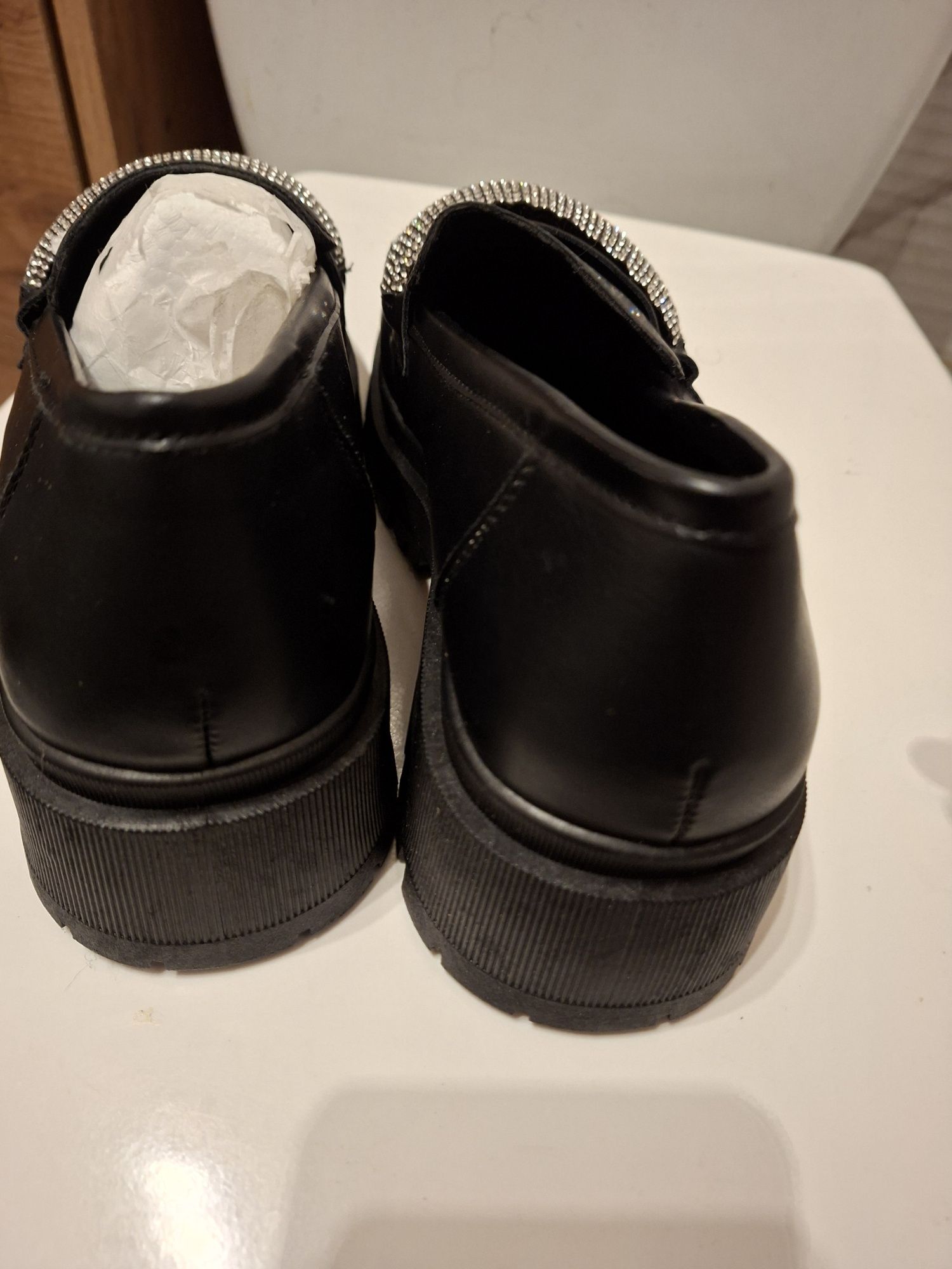 Nowe mokasyny damskie rozmiar 38