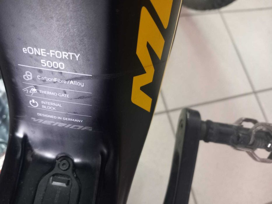 Bicicleta elétrica Mérida  carbono EONE-FORTY 5000