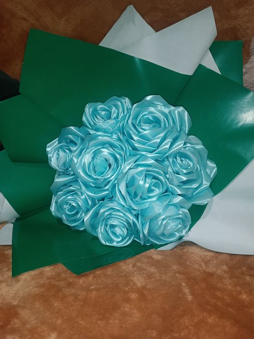 Букет з атласної стрічки