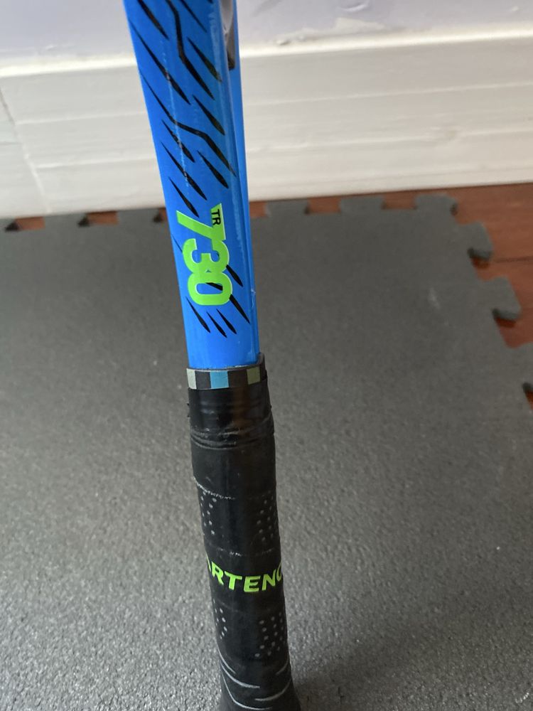 Raquete de Tenis como Nova tamanho 23