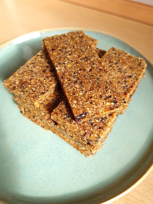 Сыроедческие ореховые батончики, гранола, безглютеновый хлеб, печенье