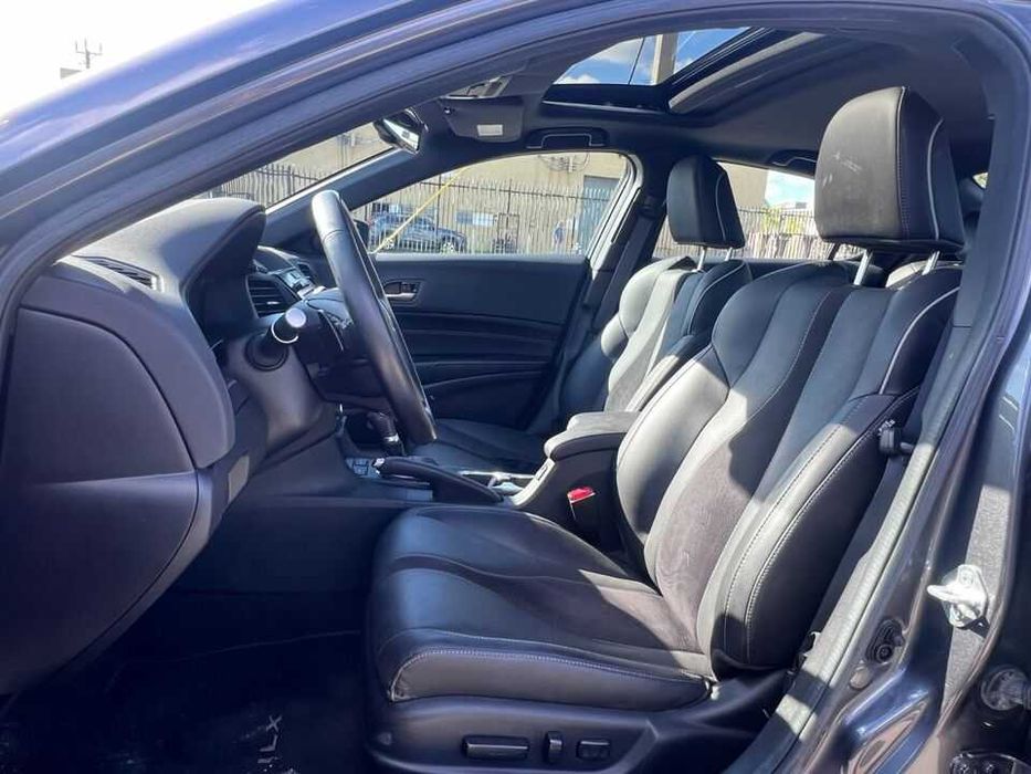 2022    Acura    ILX