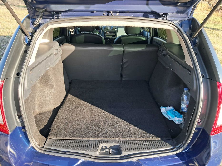 Продам або Обміняю LOGAN MCV 14р.в 178тис.км 1.2 В Рідній Фарбі Торг