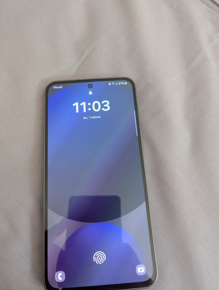 Samsung s24 fe 8/128