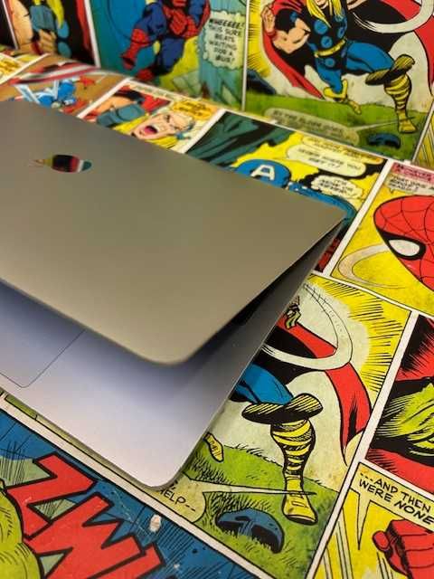 MacBook Pro 13 Grafika 1536MB A1989 i5/8gb/512gb Touch Bar Szczecin
