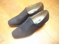 Sapatos pretos Hera