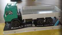 Stary vintage radziecki model samochodu KAMAZ 5320 ELECON Arek