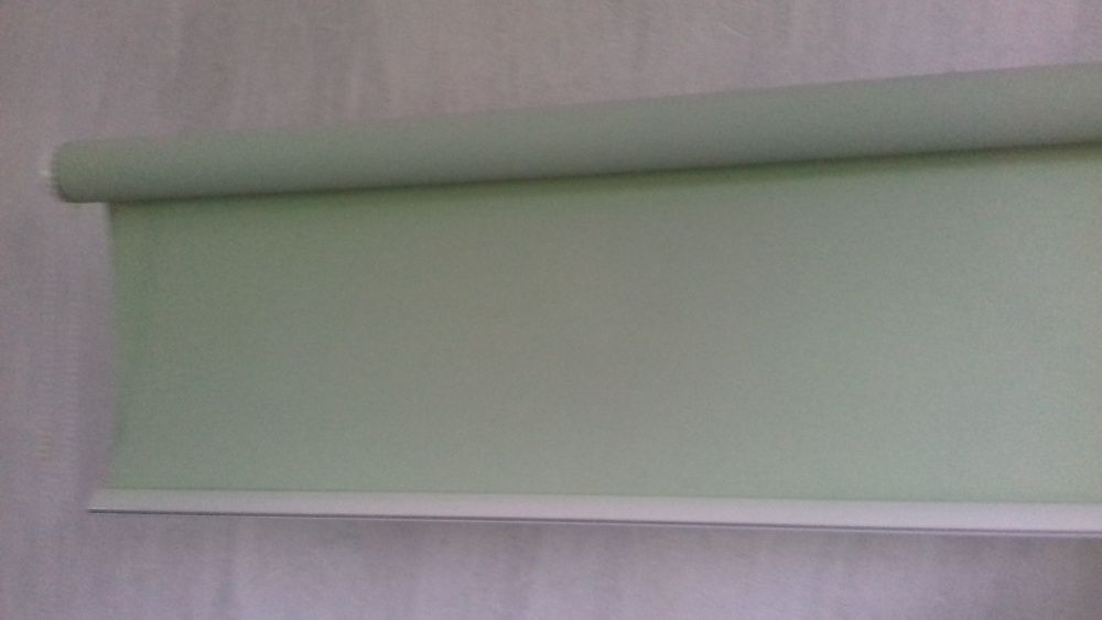 roleta okienna wewnętrzne szerokość 126,5cm seledynowa, jasna