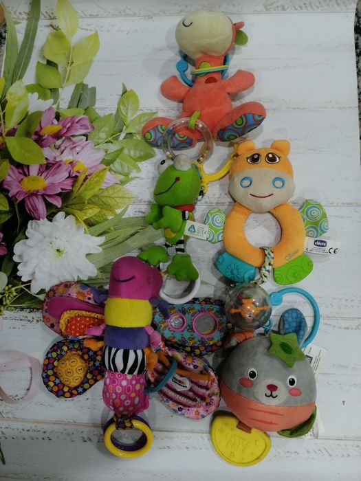 Игрушка на коляску погремушка игрушки