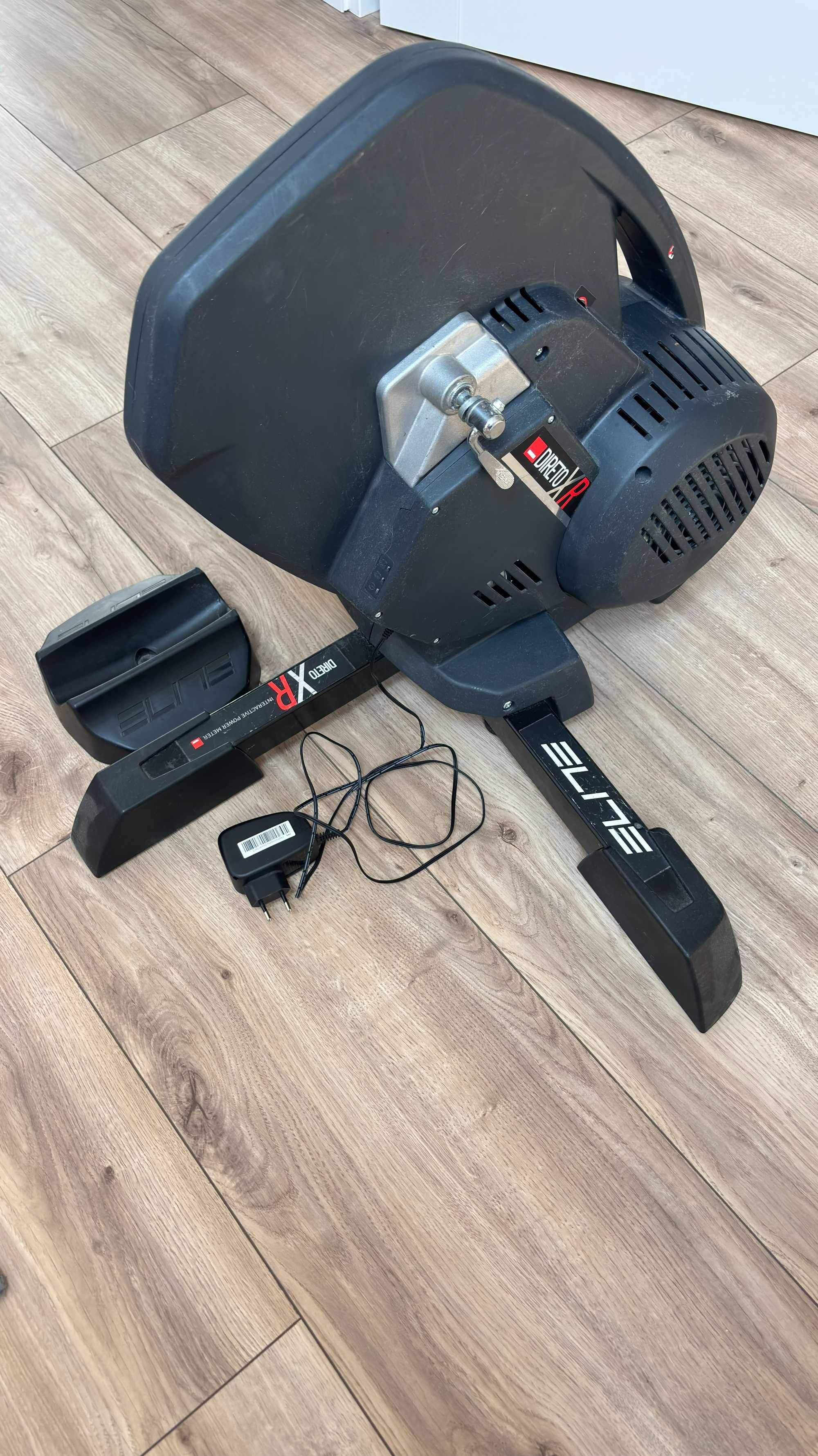 Trenażer Elite Direto Xr kaseta 105 podstawka stan idealny