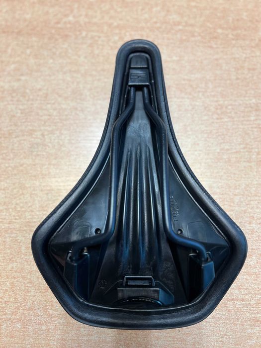 Siodełko siodło rowerowe ŻELOWE Selle Royal Lookin Basic damskie męski