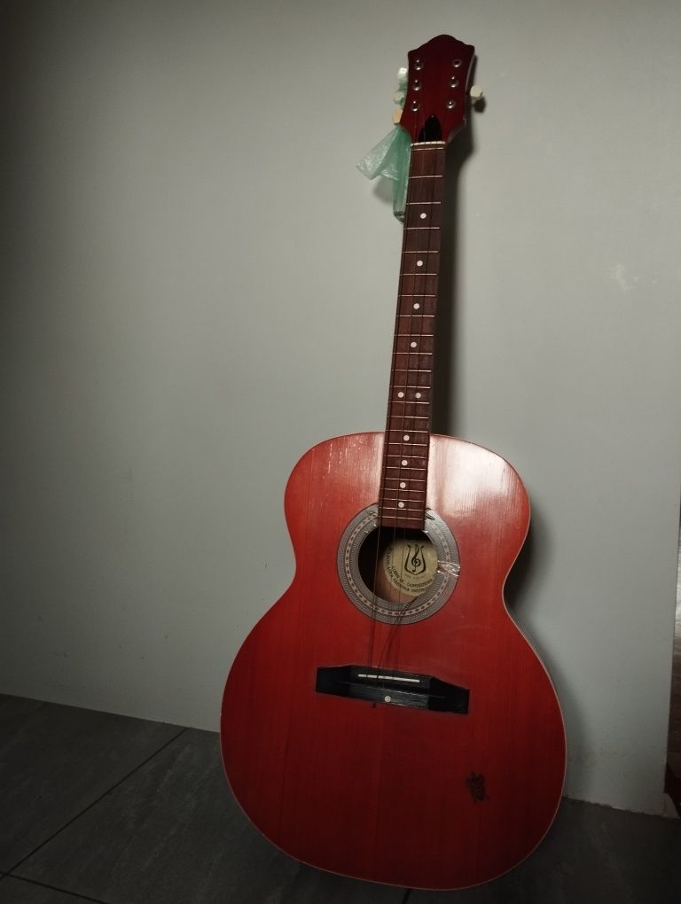 Gitara akustyczna Defil