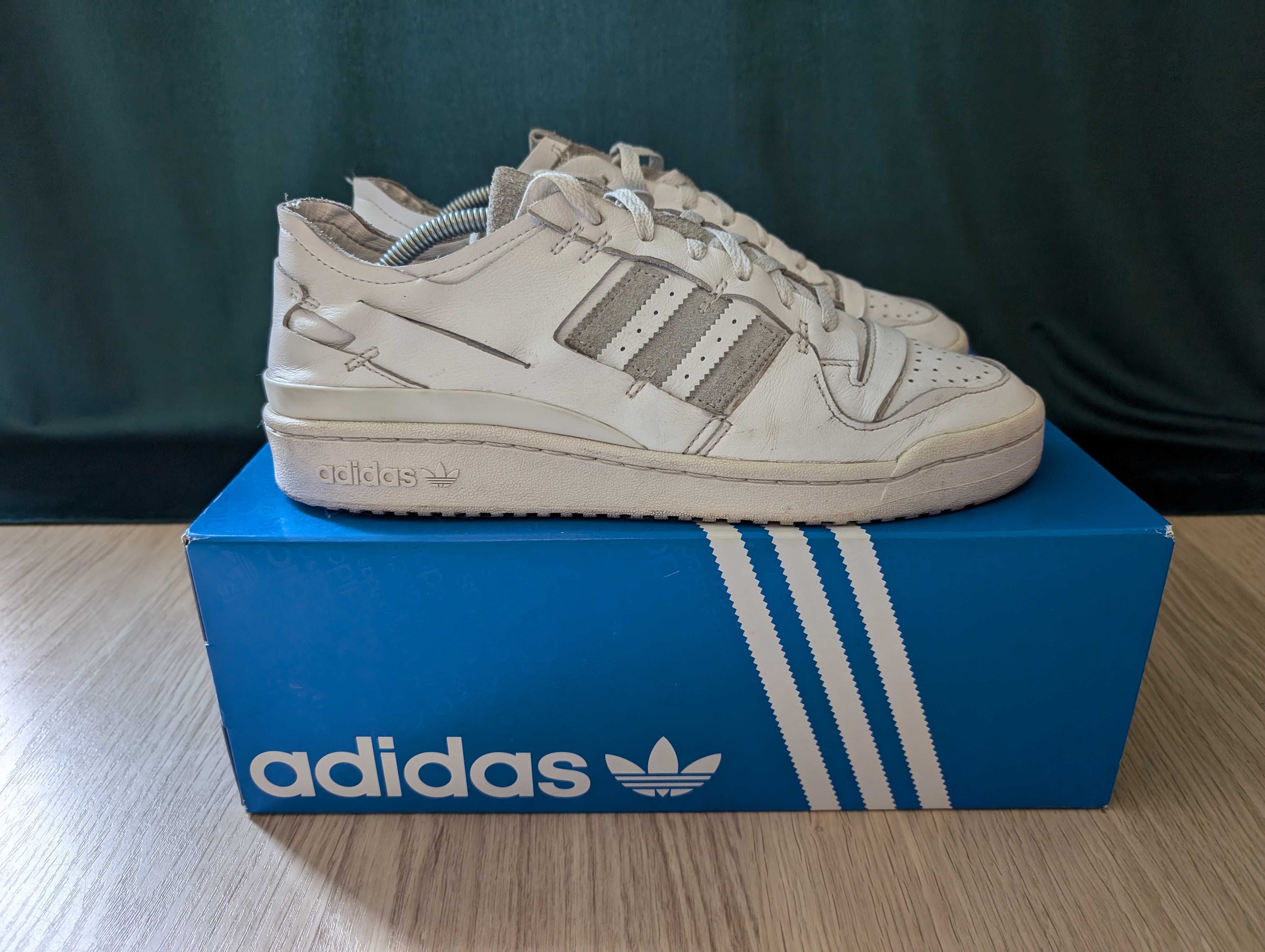 Buty Adidas Forum 84 Low Minimalist IC [45 1/3]