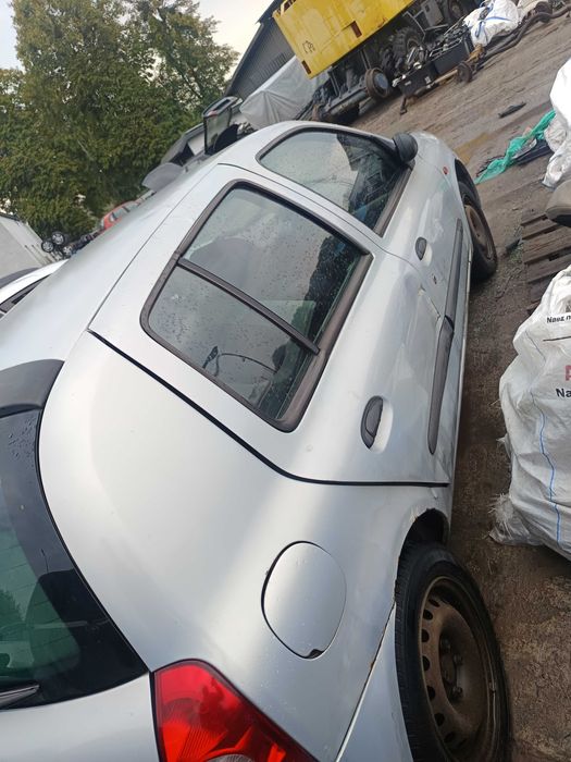 Renault Clio Całe na części nie sprzedajemy W Całości