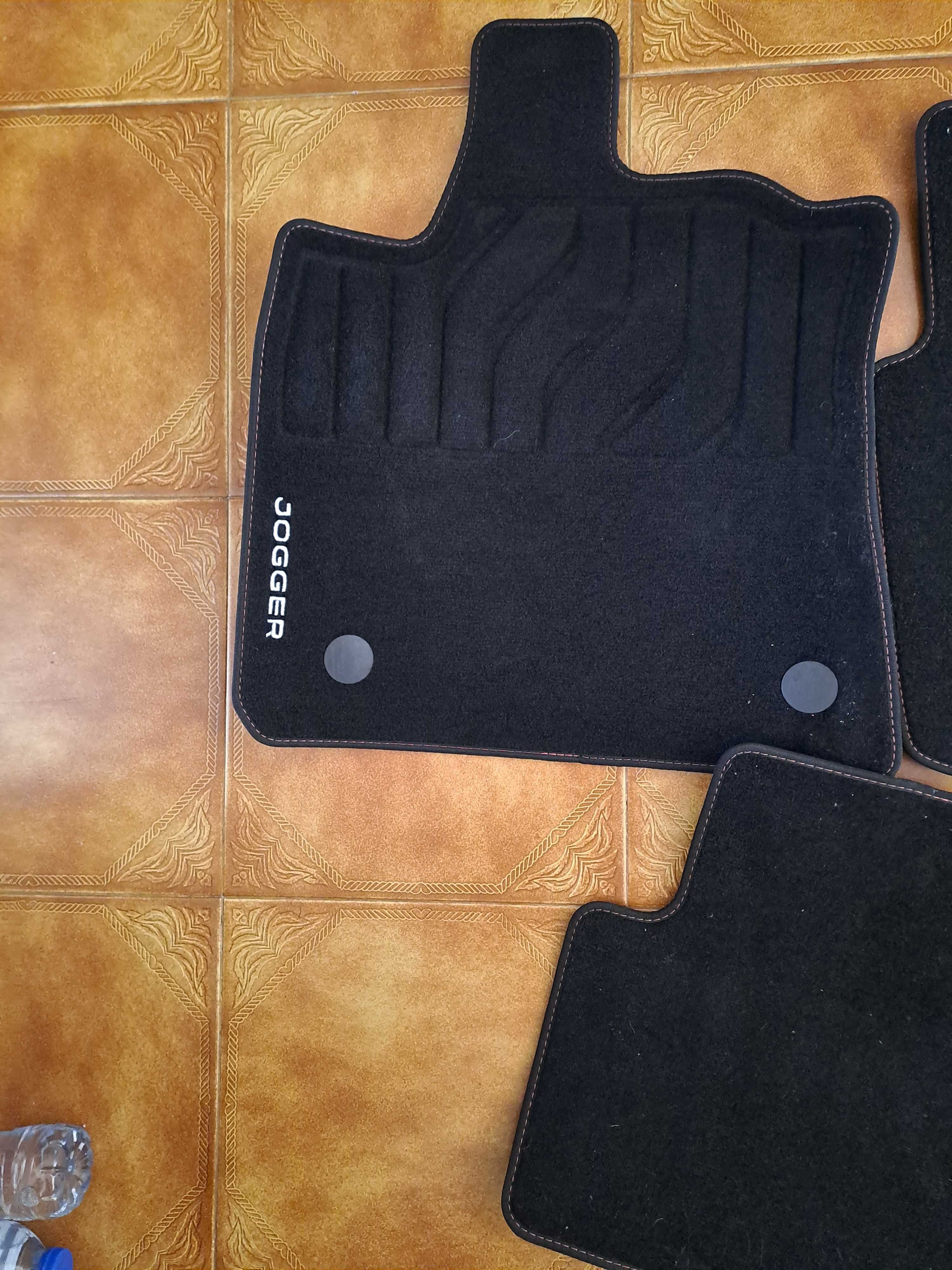 Tapetes para dacia jogger