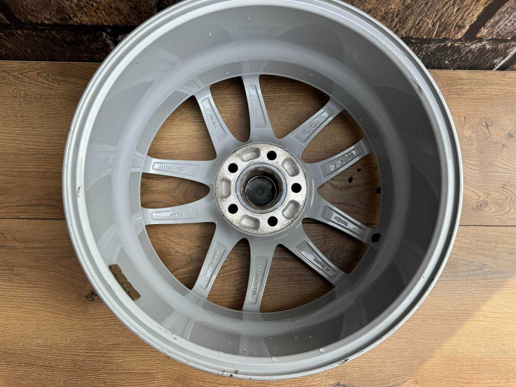 Alufelgi 5x112 r17 VW Touran Passat B6 B7 Golf Jetta Sharan 101#