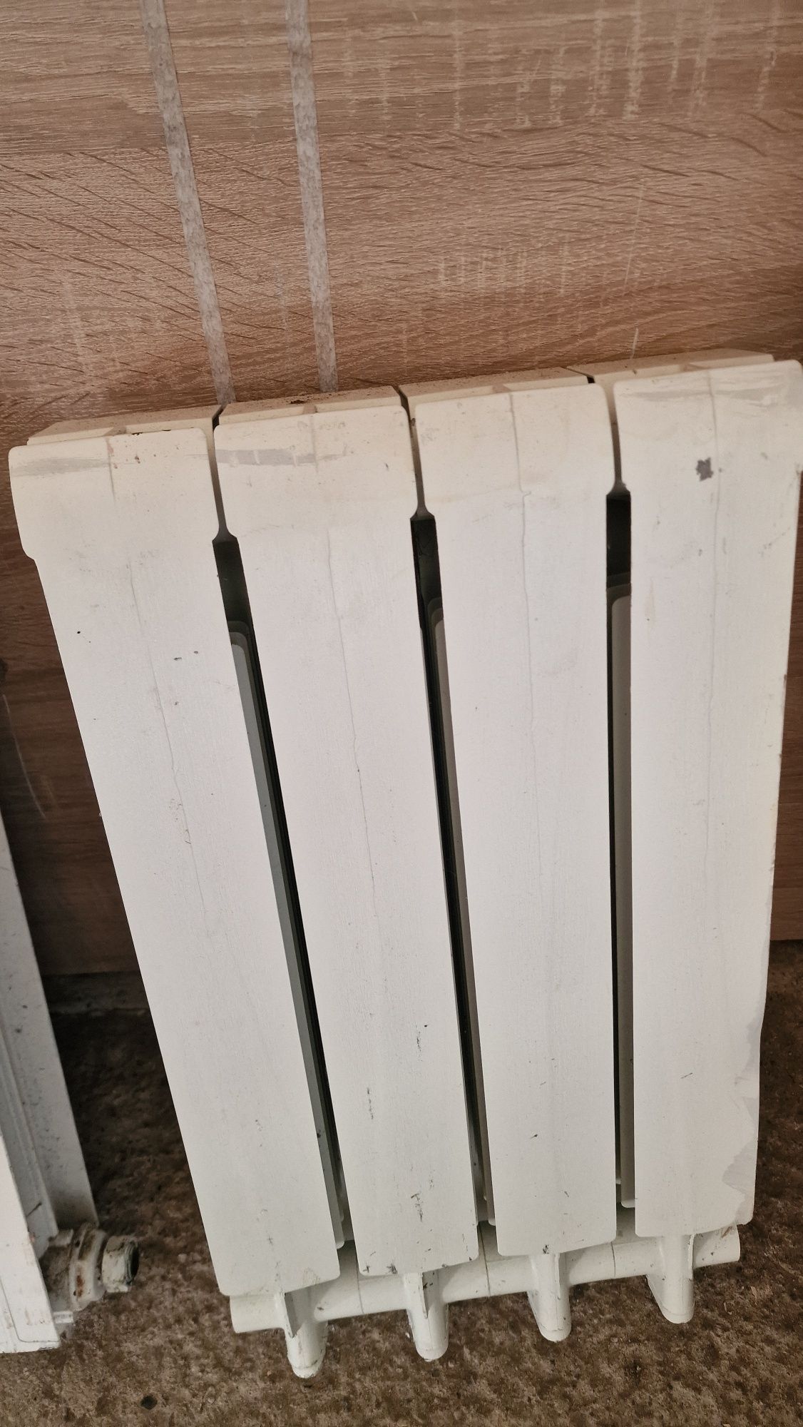 Grzejnik żeberkowy aluminiowy