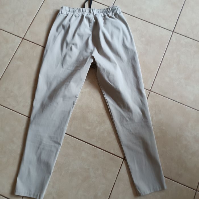 Damskie wygodne materiałowe spodnie