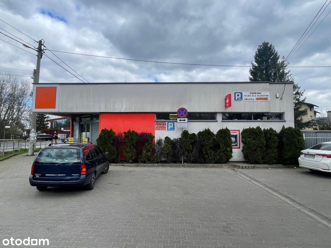 Lokal  160m² z parkingiem, witryną, Chełmska 15