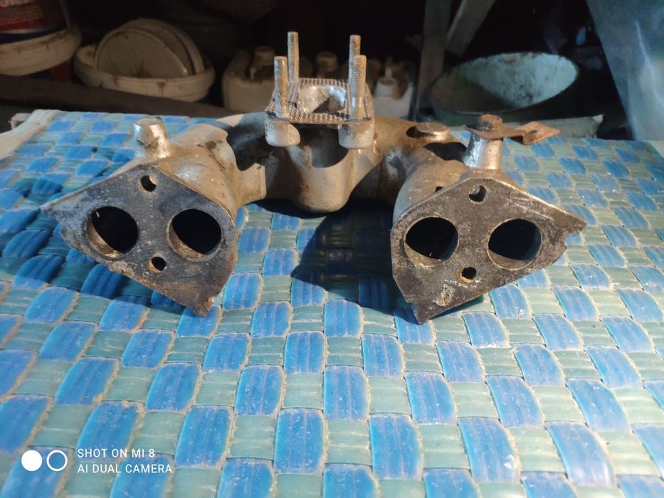 Впускний колектор таврія