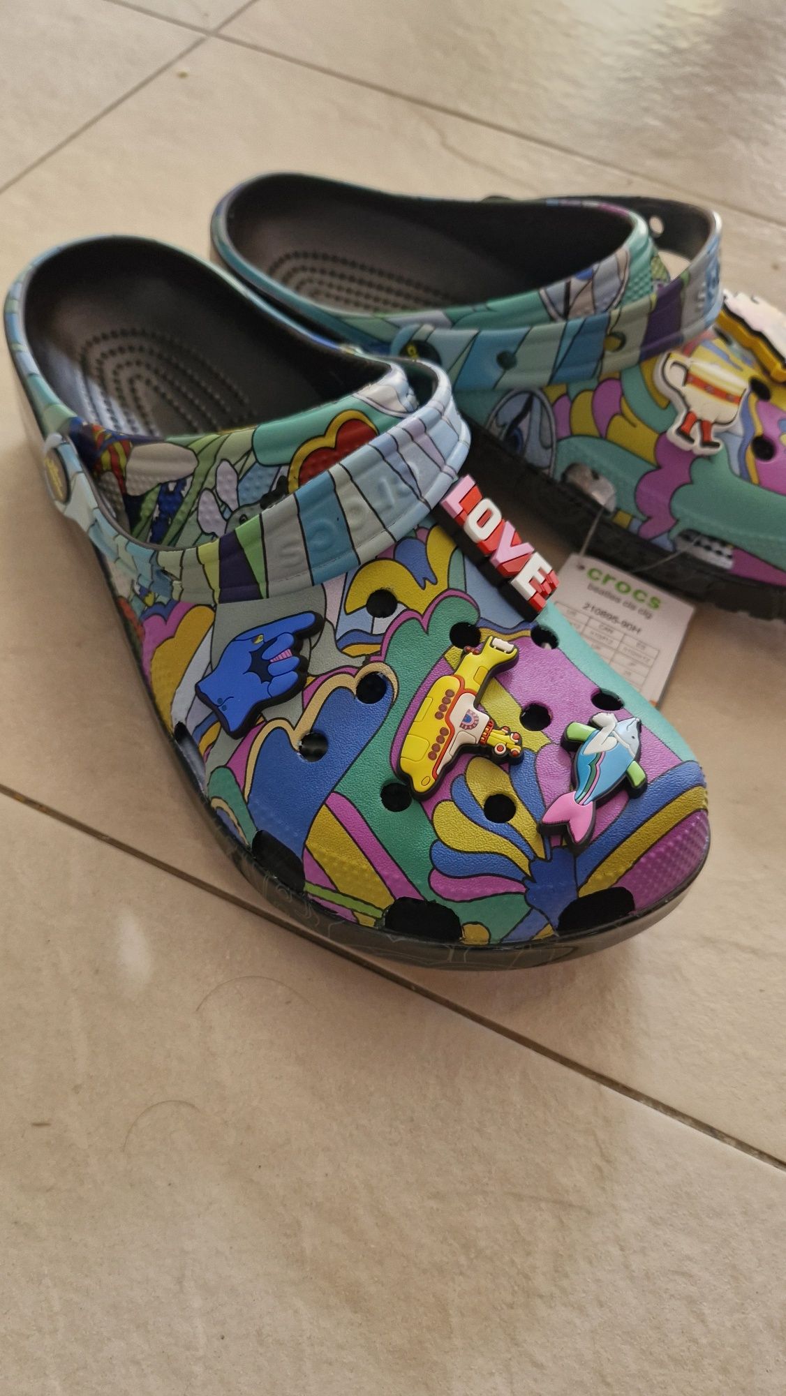 Crocs The Beatles Clog – M10/W12 – NOWE