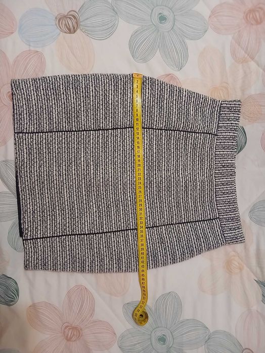 Тепленька Спідниця H&M в ідеальному стані