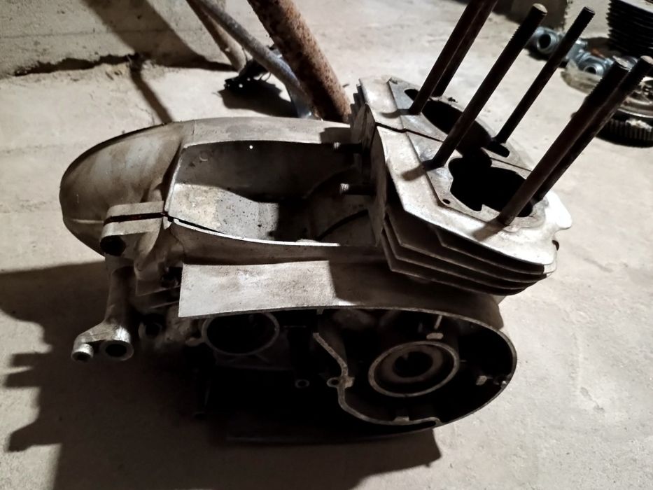 Картер ява 360 / запчасти ПС