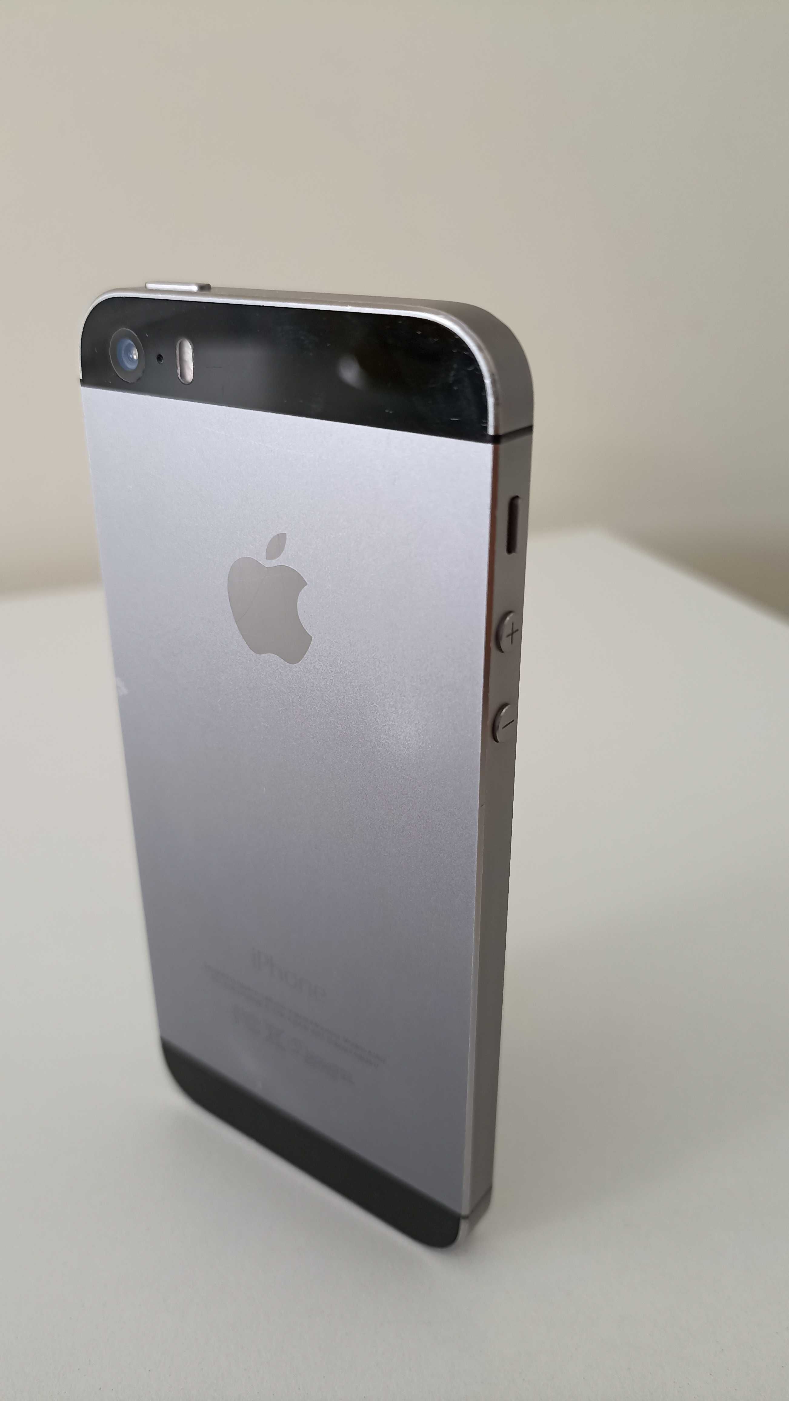 Iphone 5s 16gb desbloqueado a funcionar perfeitamente