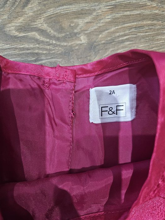 Śliczna okazjonalna sukienka rozmiar 12-18 miesięcy/.