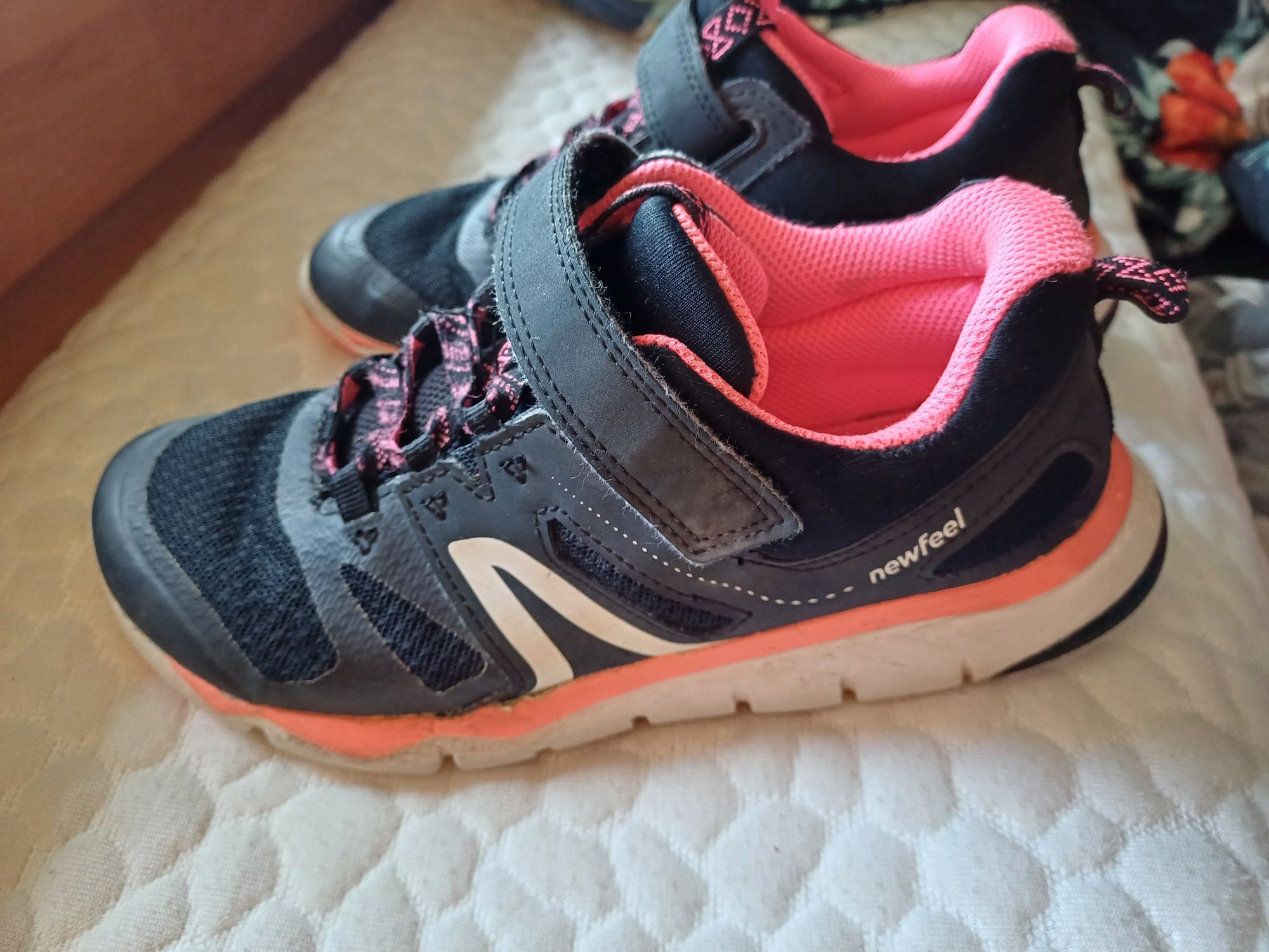 Adidasy decathlon newfeel 35