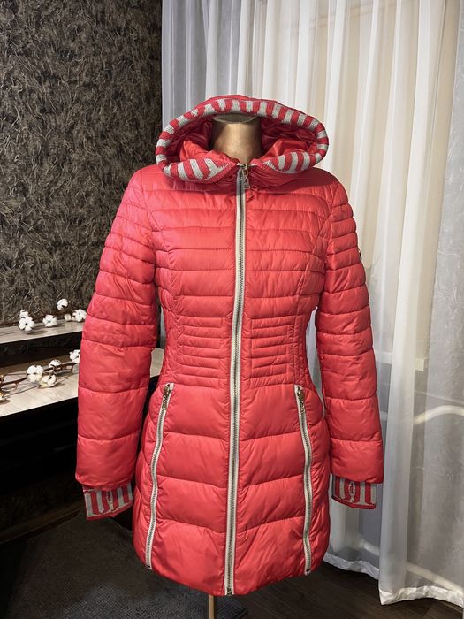 Куртка пуховик розмір S/M