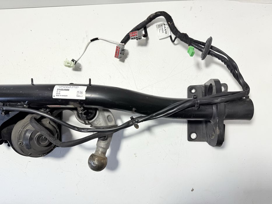 Volvo V60 hak holowniczy elektryczny 18-25 komplet zestaw moduł guzok