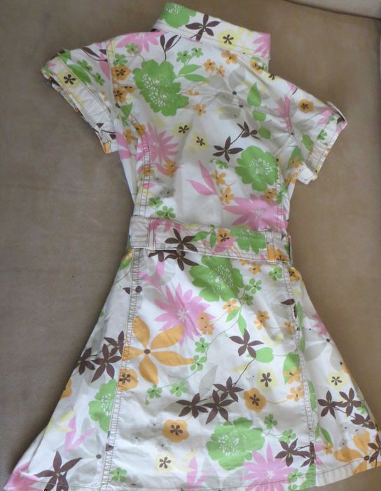 Vestido 5/6 anos, Florido, Sarja, Manga curta, com pala e 1 botão