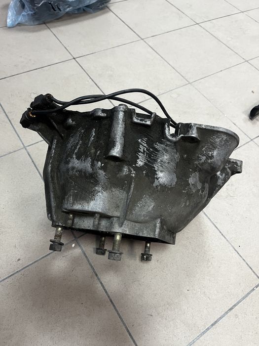 Dzwon skrzyni BMW E24 E28 E23 E30 M3 Getrag 265 Dogleg 262 Overdrive