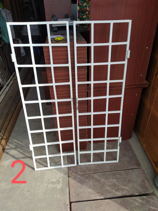 Грати на двері, вікна