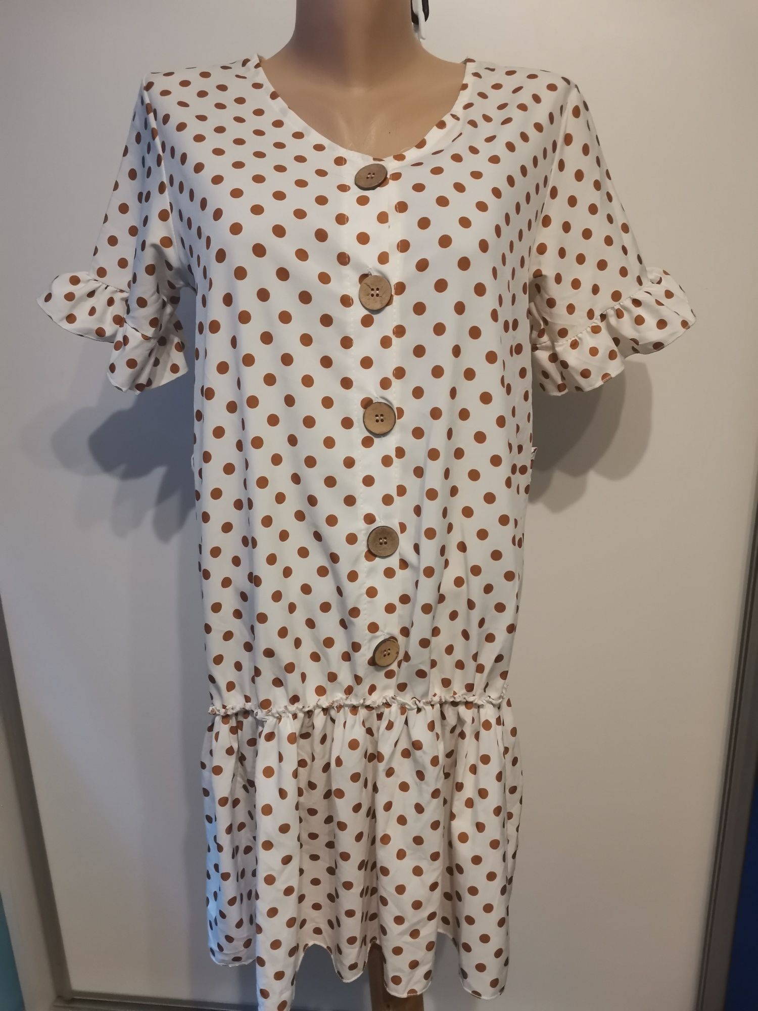 Sukienka damska Lily Rose rozmiar uniwersalny S-L, grochy, guziki