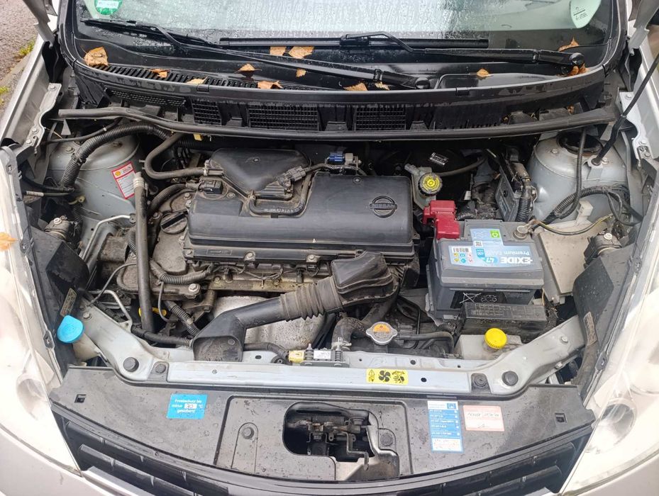 Автомобіль Nisan note