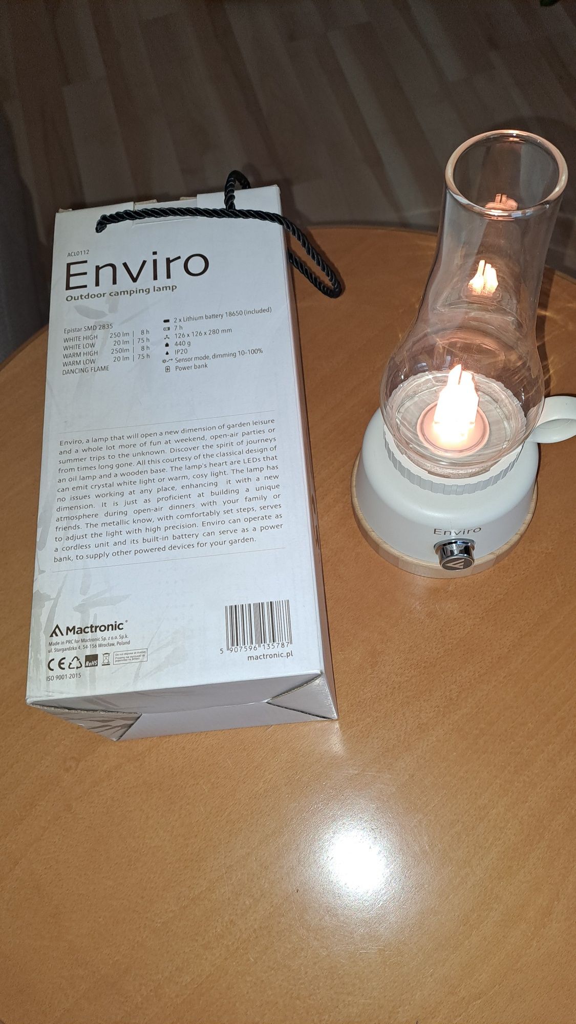 Lampa kempingowa Enviro Mactronic z funkcją płomienia