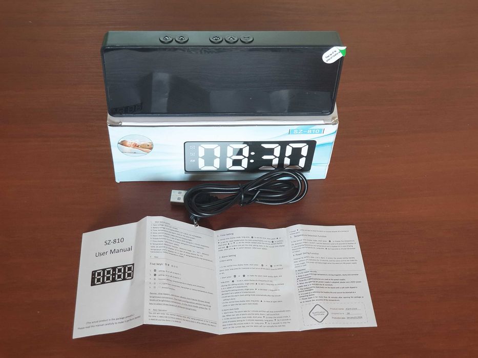 Годинник електронний настільний USB SZ-810 з будиильником чорний