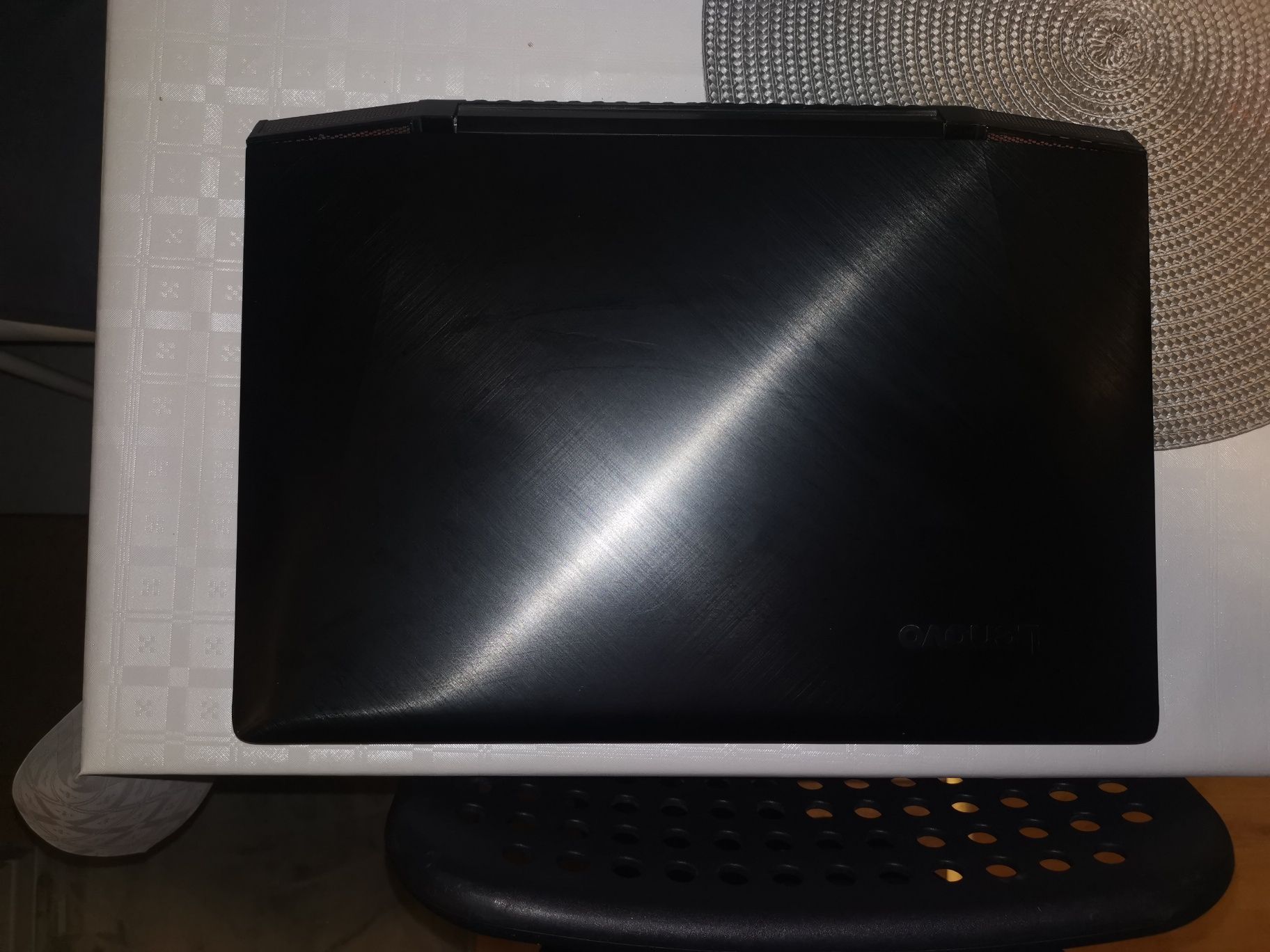 Laptop lenovo y700
