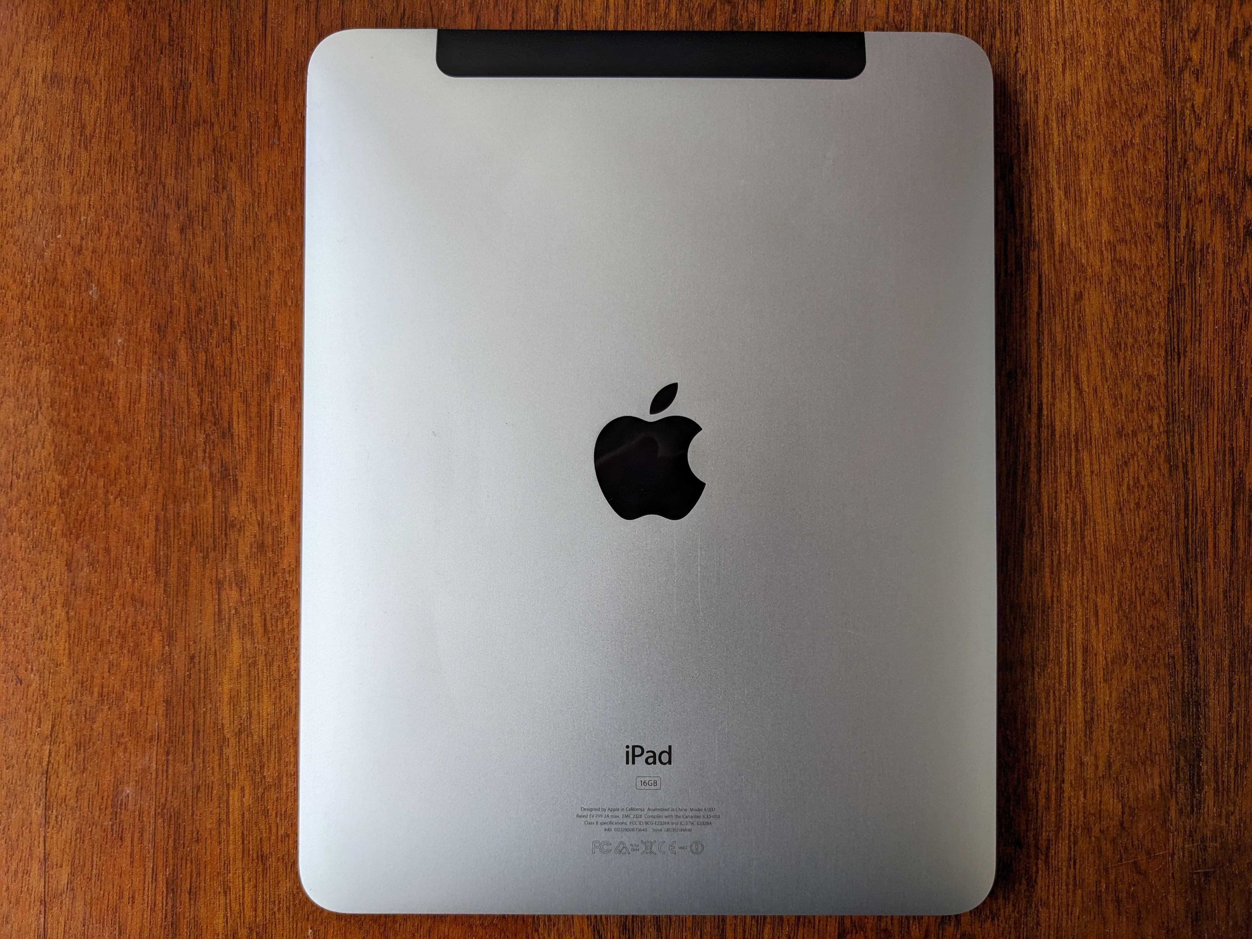 Планшет Apple iPad A1337 16GB Wi-Fi+3G