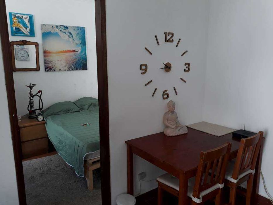 Quartos CASAL. Metro Saldanha centro Lisboa. Ler texto.