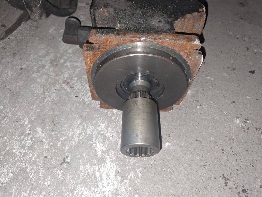 Pompa jazdy   sauer danfoss JRLS75 koparka kombajn ładowarka tulej