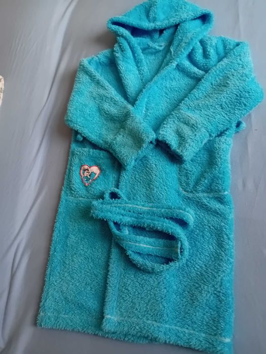 Szlafrok dla dziewczynki na 9-10 lat