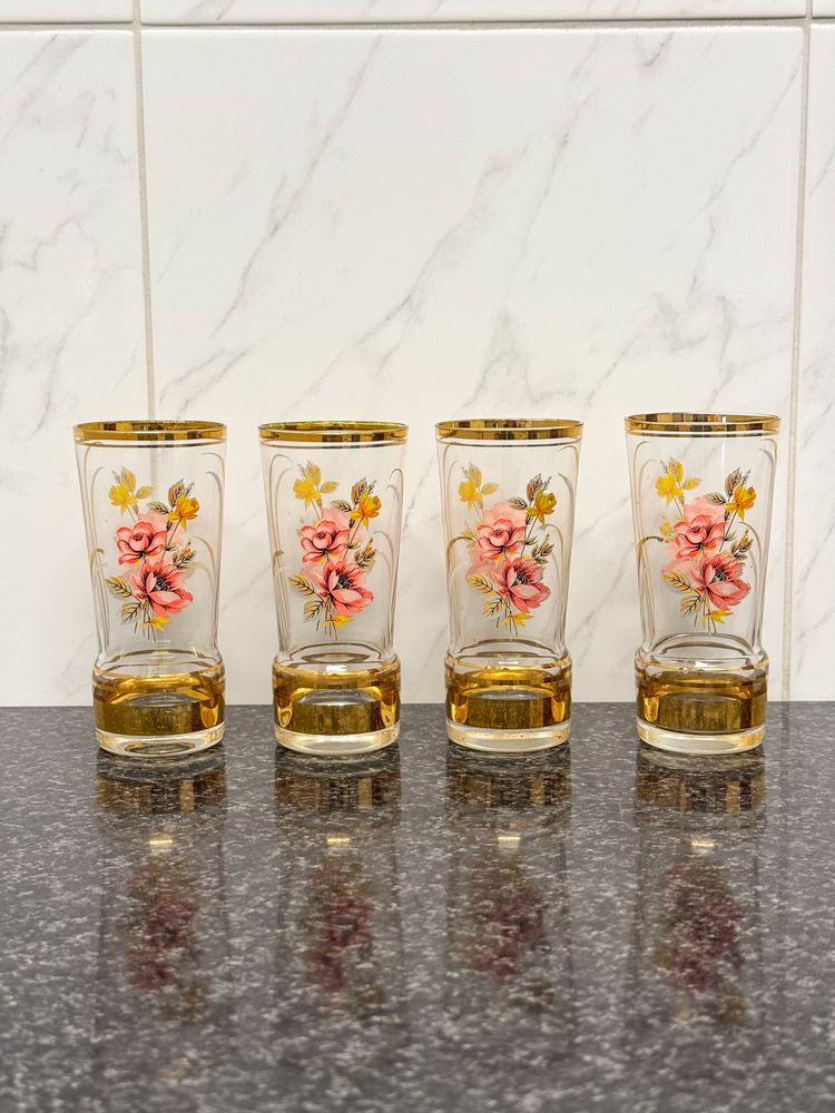 Conjunto 4 copos de licor antigos