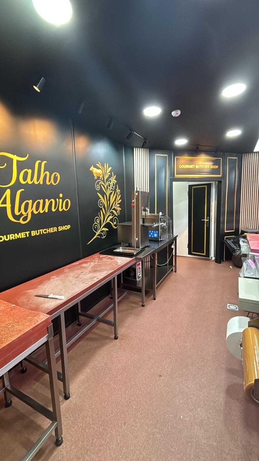 Trespasse de Espaço Comercial de Carnes com Venda ao Público