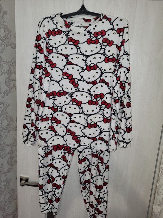 Піжама Hello Kitty M-L